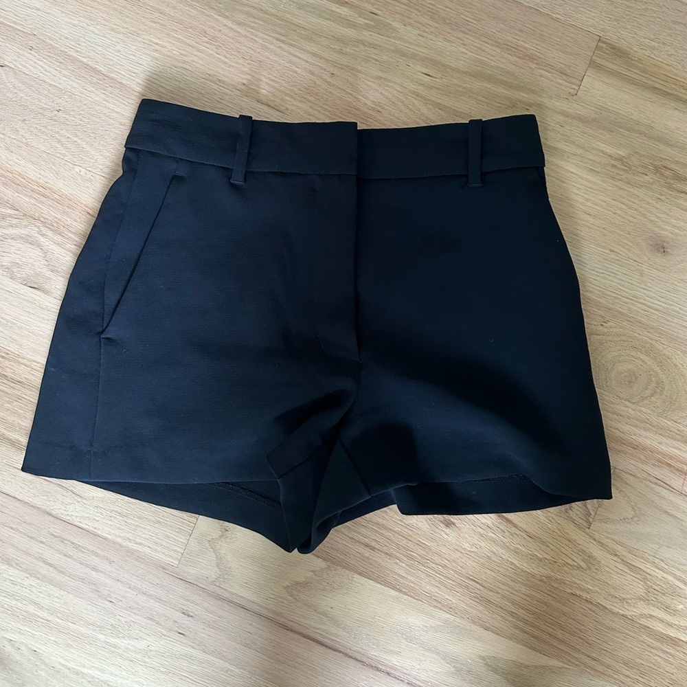 Aritzia agency short